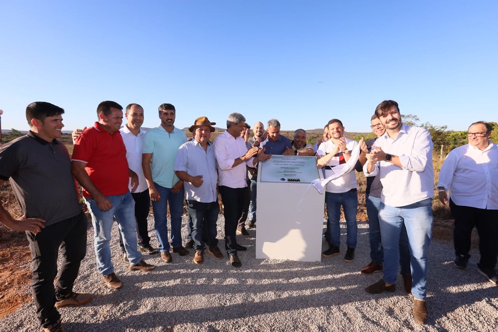 inauguração do asfalto