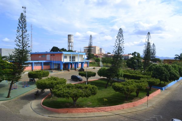 Licínio de Almeida.: Prefeitura Reponde Matéria Veiculada no Site De Caculé, Sertão Em Dia.