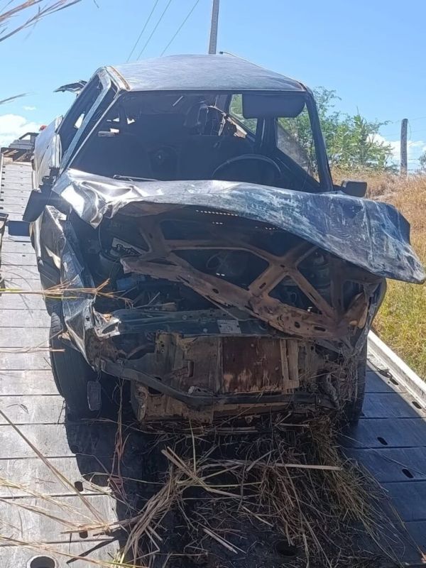 Pastor de Urandi escapa ileso ap&oacute;s carro capotar tr&ecirc;s vezes na BR-122, em Guanambi