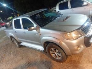 Hilux furtada em Carinhanha &eacute; recuperada pela PM em Urandi
