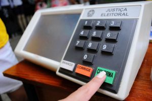 Eleições 2020: eleitor sem máscara não poderá acessar local de votação, diz TSE