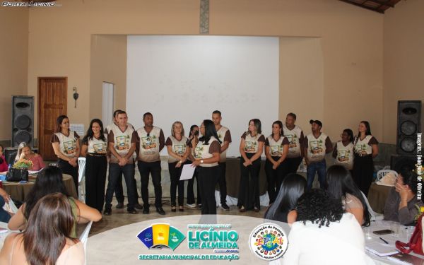 Lic&iacute;nio de Almeida.: A Secretaria Municipal de Educa&ccedil;&atilde;o realizou hoje a Pr&eacute;-Jornada.
