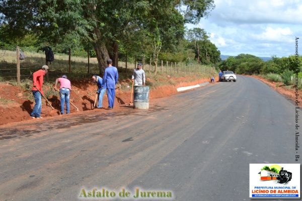 Licínio de Almeida: Chegada de Asfalto na Comunidade de Duas Passagens é Recebida Com Festa.