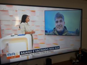 Caculé : Médico baiano que mora nos Estados Unidos é vacinado contra Covid-19: &#039;Momento de muita fel