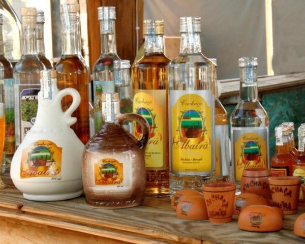 Produtores de cachaça esperam retomar exportações e ampliar produção em até 10 vezes com proteção no