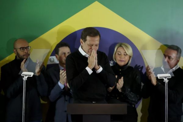 João Doria anuncia desistência da pré-candidatura à Presidência