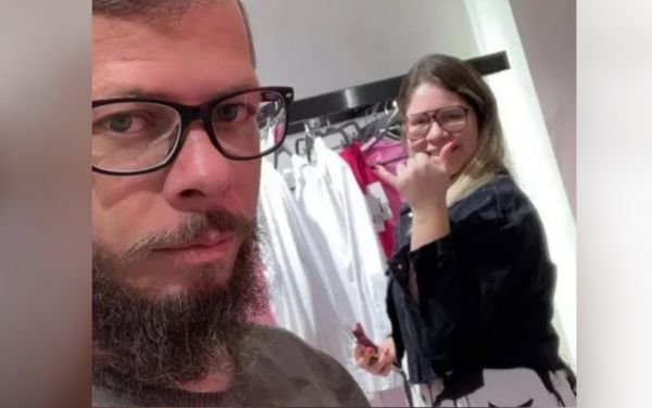 Corpos de Marília Mendonça e tio chegam a Goiânia para velório