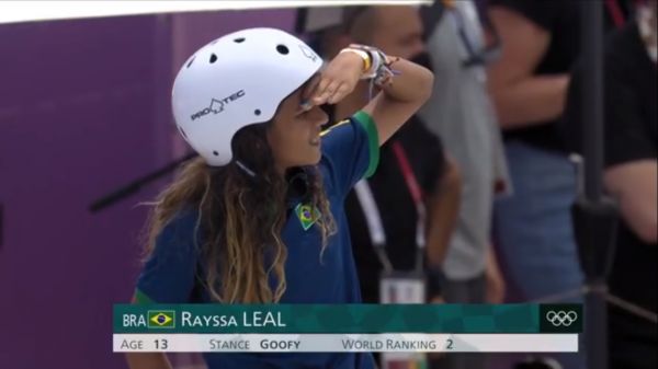Rayssa Leal, a Fadinha, faz história e é prata no skate street nas Olimpíadas
