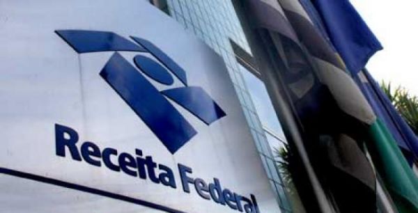 ‘Surpresa e decepção’: os brasileiros que terão que devolver o auxílio emergencial ao declarar IR