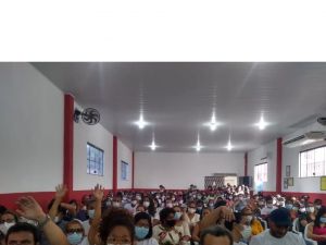 Cerca de 2 semanas ap&oacute;s in&iacute;cio de greve, professores da rede municipal de Cama&ccedil;ari retornam &agrave;s salas