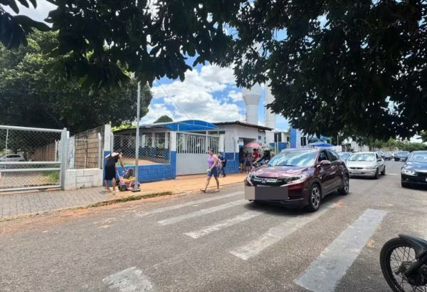 Testemunha achou que tiros contra van na porta de escola em Uberlândia eram bombinhas: &#039;só depois co