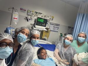 Sem saber que estava grávida, mulher procura atendimento por causa de dores e dá à luz em UPA de Sal