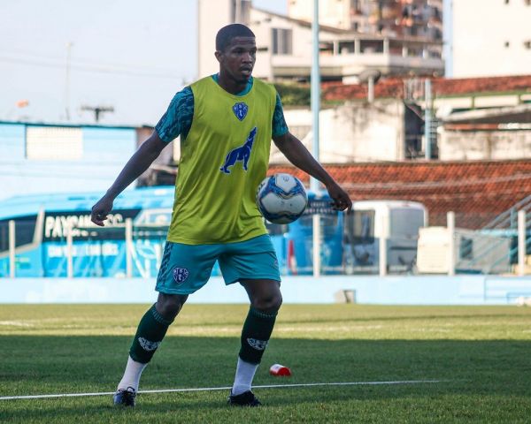 Contratação do Paysandu para o meio-campo, Léo Baiano já está em Belém