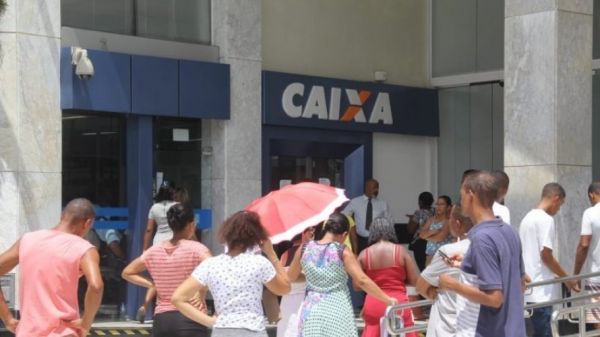 Justiça proíbe negativação de nome de cliente por causa de dívida em conta inativa