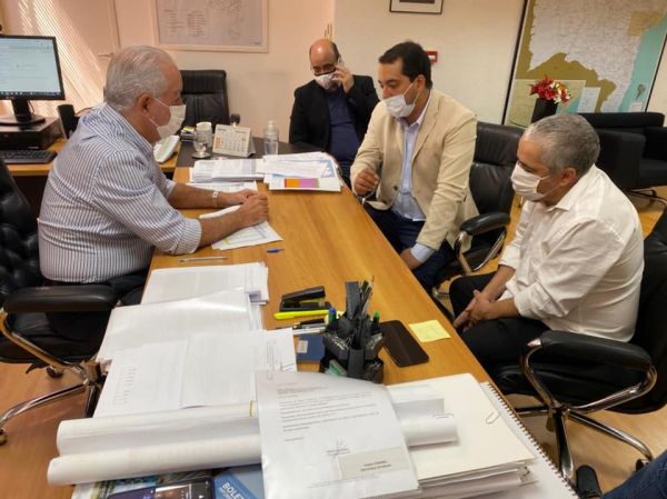 Licínio de Almeida: Dr Fred Cobra Conclusão da Obra de Pavimentação Asfáltica Que Liga As Cidades De