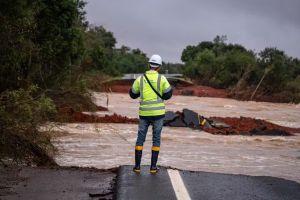 Preju&iacute;zos das cidades com desastres clim&aacute;ticos ultrapassa os R$ 700 bilh&otilde;es em 12 anos