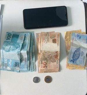 Homem com mandado de pris&atilde;o por homic&iacute;dio &eacute; preso em Urandi
