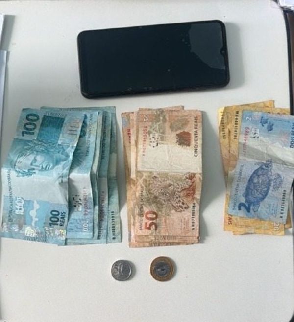 Homem com mandado de pris&atilde;o por homic&iacute;dio &eacute; preso em Urandi