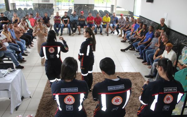 Lic&iacute;nio de Almeida: O transporte escolar &eacute; muito mais do que deslocamento: &eacute; cuidado, &eacute; responsabili