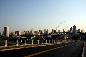 Com Alta de 235,8% na Média Móvel de Casos de Covid, Araraquara Faz Alerta de Novo Confinamento.