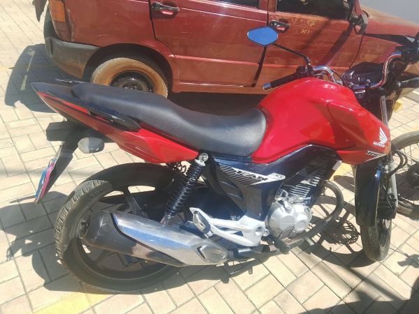 POL&Iacute;CIA MILITAR RECUPERA MOTO EM LIC&Iacute;NIO DE ALMEIDA