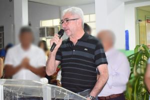 Médico caculeense encontra-se internado na UTI por complicações do Covid-19, família e amigos pedem