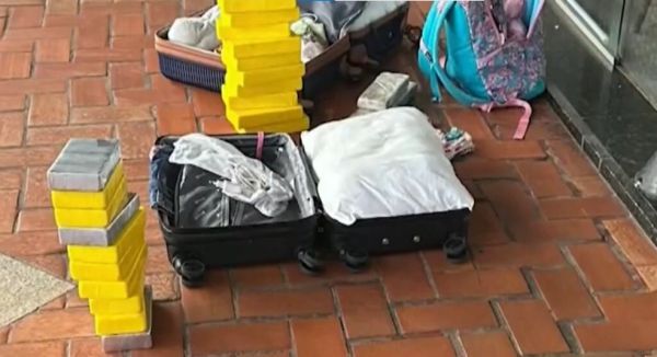 Vit&oacute;ria da Conquista: Tr&ecirc;s mulheres s&atilde;o presas com 30 kg de coca&iacute;na durante abordagem a &ocirc;nibus