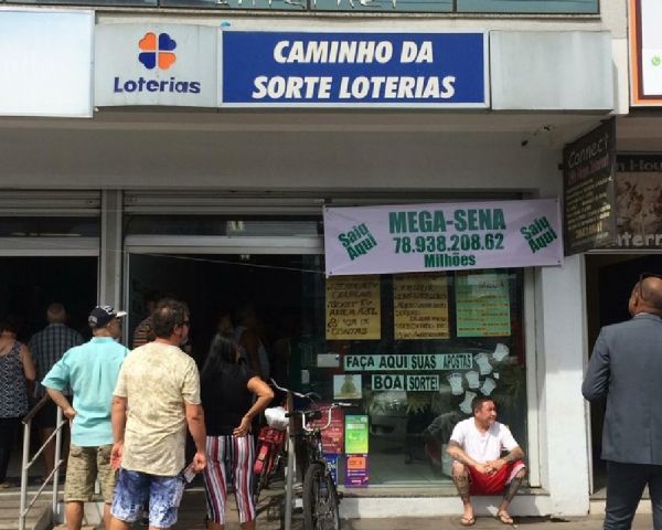 &#039;Maior prêmio que já saiu&#039;, diz dona de lotérica de Gravataí onde foi feita a aposta vencedora da Me
