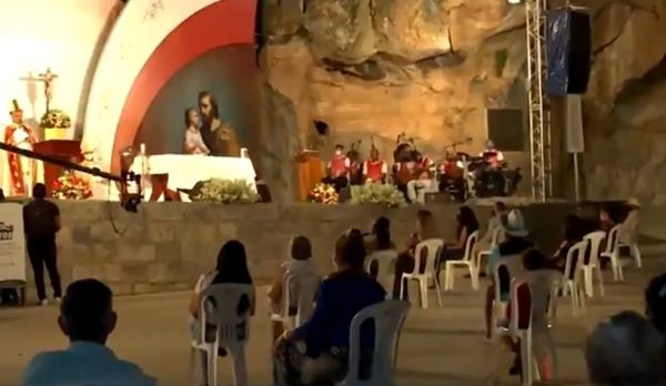 Bom J, da Lapa: Tradicional romaria que atrai milhares de devotos é realizada de forma semipresecial