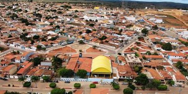 Com quase 100 casos confirmados da Covid-19, Jânio Quadros decreta “toque de recolher”