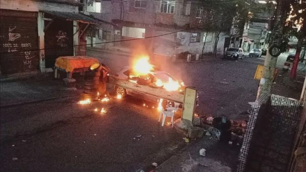 Polícia faz operação no Complexo da Penha e no Quitungo